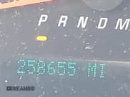 ✅ 2014 Chevrolet Express Cargo • VIN: 1GCWGFCA7E1150105 • Lot: 43386634. Wystawiony na IAAI z przebiegiem 258 655 mil. Bezpłatny archiwum sprzedaży aukcyjnych z USA i szczegółowy raport historii pojazdu na DreamBid. Zdjęcie 15.