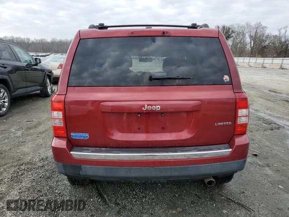✅ 2014 Jeep Patriot Limited • VIN: 1C4NJPCB2ED652952 • Lot: 43743095. Wystawiony na Copart z przebiegiem 186 092 mil. Bezpłatny archiwum sprzedaży aukcyjnych z USA i szczegółowy raport historii pojazdu na DreamBid. Zdjęcie 6.