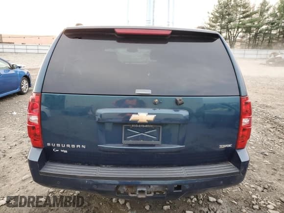 ✅ 2007 Chevrolet Suburban LTZ • VIN: 3GNFK16317G184423 • Lot: 80623094. Wystawiony na Copart z przebiegiem Nie podano. Bezpłatny archiwum sprzedaży aukcyjnych z USA i szczegółowy raport historii pojazdu na DreamBid. Zdjęcie 6.