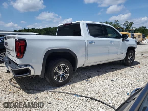 ✅ 2025 GMC Sierra 1500 SLT • VIN: 1GTPHDED7SZ113131 • Лот: 61676255. Опубликован ранее на Copart с пробегом 18 870 миль. Бесплатный доступ к архиву аукционных продаж из США и подробный отчёт об истории автомобиля на DreamBid. Изображение 3.