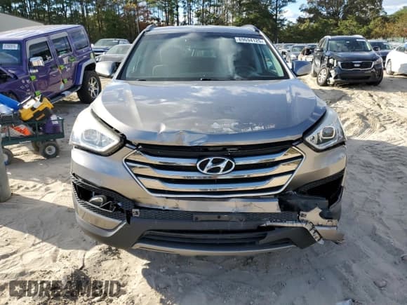 ✅ 2016 Hyundai Santa Fe • VIN: 5XYZU3LB6GG354927 • Лот: 89694125. Опубликован ранее на Copart с пробегом 121 686 миль. Бесплатный доступ к архиву аукционных продаж из США и подробный отчёт об истории автомобиля на DreamBid. Изображение 5.