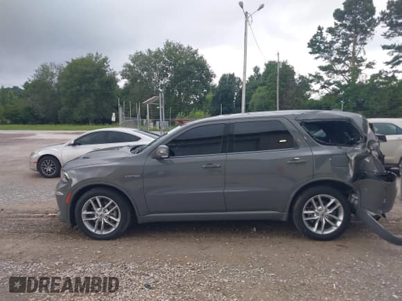 ✅ 2022 Dodge Durango R/T • VIN: 1C4SDHCT9NC131452 • Lot: 42684254. Listed on IAAI with 50,329 mi. Free auction sales archive from the USA and detailed vehicle history report at DreamBid. Image 15.