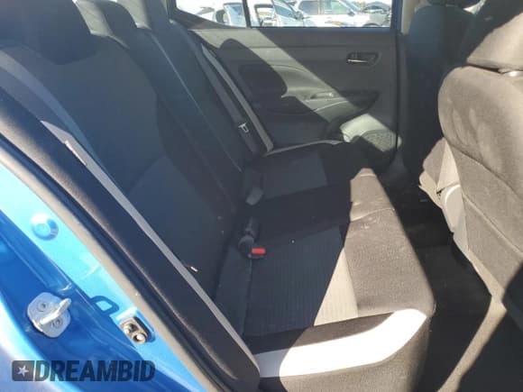 ✅ 2021 Nissan Versa SV • VIN: 3N1CN8EV0ML918957 • Lot: 90989775. Listed on Copart with 44,336 mi. Free auction sales archive from the USA and detailed vehicle history report at DreamBid. Image 10.