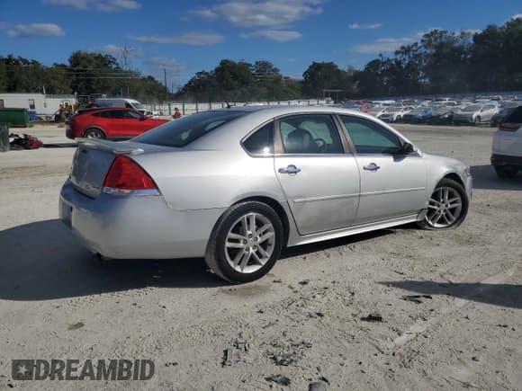 ✅ 2015 Chevrolet Impala LTZ • VIN: 2G1WC5E33F1171459 • Lot: 91665155. Listed on Copart with 88,293 mi. Free auction sales archive from the USA and detailed vehicle history report at DreamBid. Image 3.