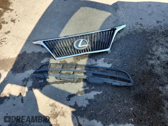 ✅ 2010 Lexus RX 350 • VIN: 2T2ZK1BA8AC004782 • Lot: 69931955. Wystawiony na Copart z przebiegiem 174 288 mil. Bezpłatny archiwum sprzedaży aukcyjnych z USA i szczegółowy raport historii pojazdu na DreamBid. Zdjęcie 13.