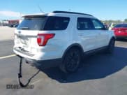 ✅ 2019 Ford Explorer XLT • VIN: 1FM5K7D8XKGA04281 • Lot: 43438902. Wystawiony na IAAI z przebiegiem 88 054 mil. Bezpłatny archiwum sprzedaży aukcyjnych z USA i szczegółowy raport historii pojazdu na DreamBid. Zdjęcie 4.