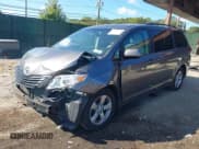 ✅ 2013 Toyota Sienna LE • VIN: 5TDKK3DC5DS364054 • Lot: 43352262. Listed on IAAI with 153,877 mi. Free auction sales archive from the USA and detailed vehicle history report at DreamBid. Image 2.