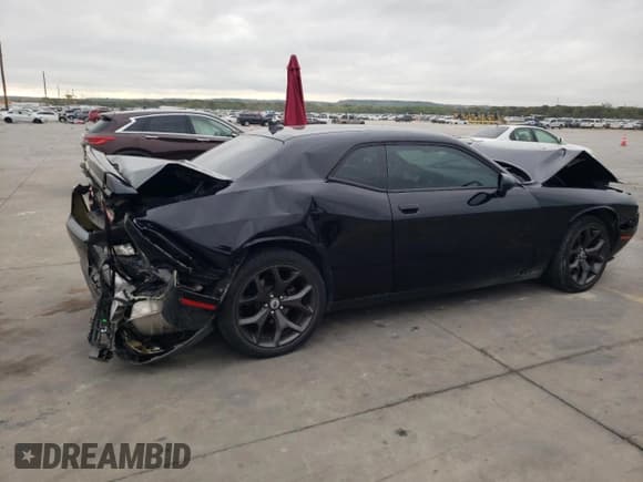 ✅ 2019 Dodge Challenger SXT • VIN: 2C3CDZAG5KH712900 • Lot: 71421304. Listed on Copart with 67,407 mi. Free auction sales archive from the USA and detailed vehicle history report at DreamBid. Image 3.