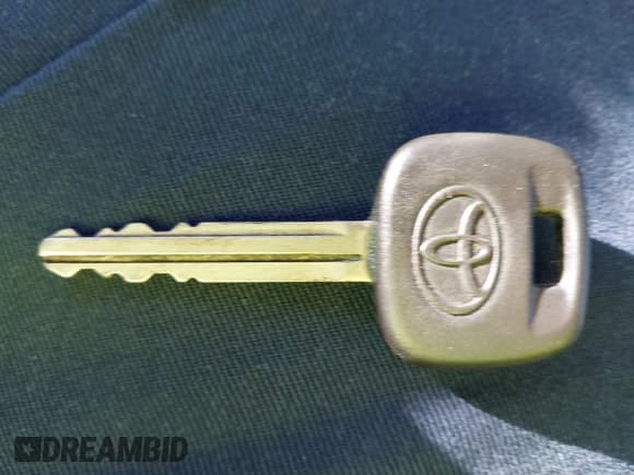 ✅ 2012 Toyota Tacoma • VIN: 5TFJX4CN6CX018769 • Lot: 43595967. Listed on IAAI with 138,295 mi. Free auction sales archive from the USA and detailed vehicle history report at DreamBid. Image 11.