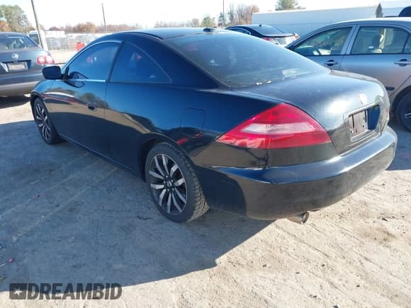✅ 2005 Honda Accord EX-L • VIN: 1HGCM82695A009803 • Лот: 43687331. Опубликован ранее на IAAI с пробегом 200 306 миль. Бесплатный доступ к архиву аукционных продаж из США и подробный отчёт об истории автомобиля на DreamBid. Изображение 3.