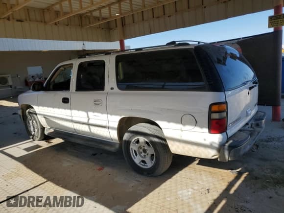 ✅ 2004 Chevrolet Suburban LT • VIN: 3GNEC16T34G185769 • Лот: 56181735. Опубликован ранее на Copart с пробегом 333 159 миль. Бесплатный доступ к архиву аукционных продаж из США и подробный отчёт об истории автомобиля на DreamBid. Изображение 2.