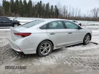 ✅ 2018 Hyundai Sonata Limited • VIN: 5NPE34AF3JH697207 • Лот: 42802623. Опубликован ранее на Copart с пробегом 81 165 миль. Бесплатный доступ к архиву аукционных продаж из США и подробный отчёт об истории автомобиля на DreamBid. Изображение 3.