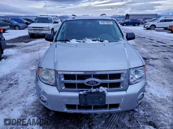 ✅ 2011 Ford Escape XLT • VIN: 1FMCU9D71BKB67175 • Lot: 95013655. Listed on Copart with 195,188 mi. Free auction sales archive from the USA and detailed vehicle history report at DreamBid. Image 5.