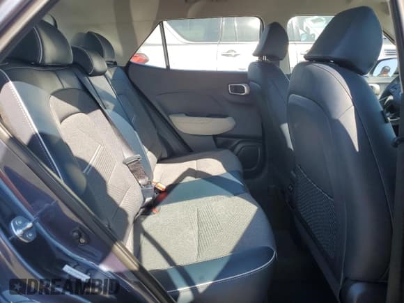 ✅ 2025 Hyundai Venue SEL • VIN: KMHRC8A34SU356271 • Lot: 46292725. Listed on Copart with 2,918 mi. Free auction sales archive from the USA and detailed vehicle history report at DreamBid. Image 11.
