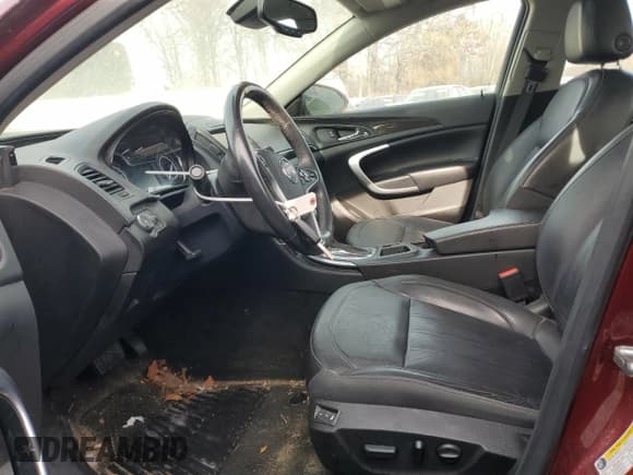 ✅ 2016 Buick Regal Premium II • VIN: 2G4GS5GX4G9208063 • Lot: 92488785. Listed on Copart with 114,705 mi. Free auction sales archive from the USA and detailed vehicle history report at DreamBid. Image 7.