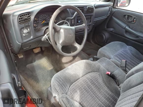 ✅ 1999 Chevrolet S-10 LS • VIN: 1GCCS14X3XK229288 • Lot: 68535395. Listed on Copart with 94,326 mi. Free auction sales archive from the USA and detailed vehicle history report at DreamBid. Image 8.