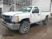 2013 Chevrolet Silverado 3500HD Work Truck z VIN 1GC0KZCG6DZ190606, wystawiony jako IAAI lot #42376277 z przebiegiem 229 301 mil mil oraz . Historia ofert i sprzedaży dostępna na DreamBid. Obrazek 17.