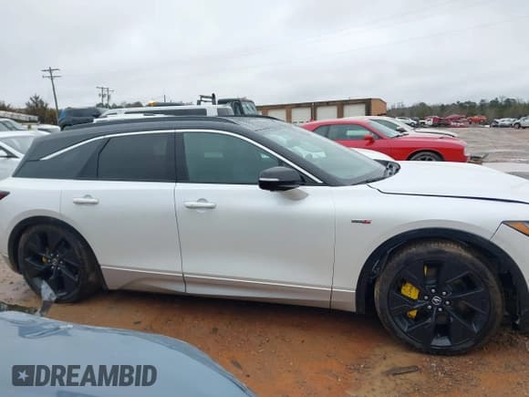 ✅ 2024 Acura ZDX Type S • VIN: 4W5XHPRL9RZ509111 • Lot: 41533521. Listed on IAAI with 8,683 mi. Free auction sales archive from the USA and detailed vehicle history report at DreamBid. Image 13.