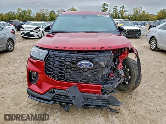 ✅ 2025 Ford Explorer ST-Line • VIN: 1FMUK7KH3SGA91519 • Lot: 94355275. Wystawiony na Copart z przebiegiem 14 877 mil. Bezpłatny archiwum sprzedaży aukcyjnych z USA i szczegółowy raport historii pojazdu na DreamBid. Zdjęcie 5.