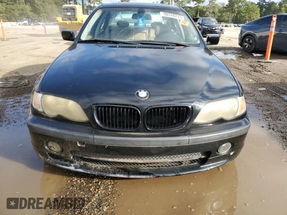 ✅ 2003 BMW 3 Series 330i • VIN: WBAEV53413KM28667 • Lot: 90370275. Listed on Copart with Not provided. Free auction sales archive from the USA and detailed vehicle history report at DreamBid. Image 5.