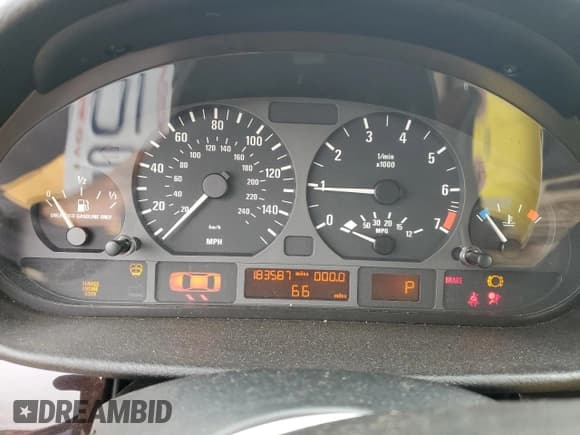 ✅ 2005 BMW 3 Series 325xi • VIN: WBAEU33425PR17897 • Лот: 67235175. Опубликован ранее на Copart с пробегом 183 587 миль. Бесплатный доступ к архиву аукционных продаж из США и подробный отчёт об истории автомобиля на DreamBid. Изображение 9.