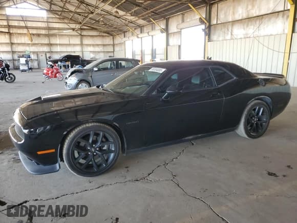 ✅ 2021 Dodge Challenger R/T • VIN: 2C3CDZBT1MH603283 • Lot: 88304085. Wystawiony na Copart z przebiegiem 29 642 mil. Bezpłatny archiwum sprzedaży aukcyjnych z USA i szczegółowy raport historii pojazdu na DreamBid. Zdjęcie 1.
