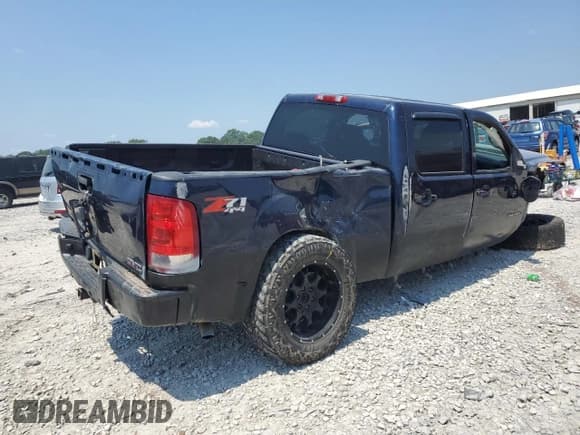 ✅ 2011 GMC Sierra 1500 SLE • VIN: 3GTP2VE34BG327847 • Lot: 61599245. Listed on Copart with Not provided. Free auction sales archive from the USA and detailed vehicle history report at DreamBid. Image 3.