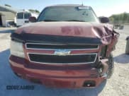 ✅ 2010 Chevrolet Suburban LT • VIN: 1GNUKJE39AR237515 • Lot: 72458554. Wystawiony na Copart z przebiegiem 172 949 mil. Bezpłatny archiwum sprzedaży aukcyjnych z USA i szczegółowy raport historii pojazdu na DreamBid. Zdjęcie 5.