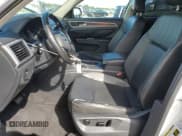 ✅ 2018 Volkswagen Atlas SE • VIN: 1V2DR2CA7JC506107 • Lot: 82087765. Wystawiony na Copart z przebiegiem 140 634 mil. Bezpłatny archiwum sprzedaży aukcyjnych z USA i szczegółowy raport historii pojazdu na DreamBid. Zdjęcie 7.