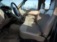 ✅ 1997 Ford F-150 • VIN: 1FTDX1729VNC09693 • Lot: 52196165. Wystawiony na Copart z przebiegiem 189 426 mil. Bezpłatny archiwum sprzedaży aukcyjnych z USA i szczegółowy raport historii pojazdu na DreamBid. Zdjęcie 7.