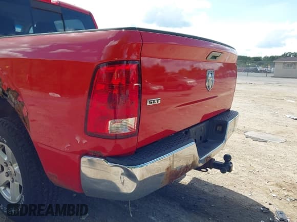 ✅ 2009 Dodge 1500 Laramie • VIN: 1D3HV13T29J505200 • Lot: 43054843. Wystawiony na IAAI z przebiegiem 133 089 mil. Bezpłatny archiwum sprzedaży aukcyjnych z USA i szczegółowy raport historii pojazdu na DreamBid. Zdjęcie 17.