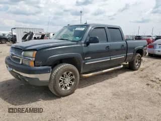 2004 Chevrolet Silverado 2500 LS с VIN 1GCGK23U24F102311, выставлен на аукционе Copart как лот 68135415 с пробегом Не указан миль и Списание • Salvage title. История ставок и продаж доступна на DreamBid. Изображение 1.