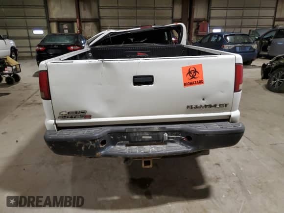 2001 Chevrolet S-10 LS ZR2 с VIN 1GCCT19W718148151, выставлен на аукционе Copart как лот 51382165 с пробегом Не указан миль и На запчасти • Non repairable. История ставок и продаж доступна на DreamBid. Изображение 6.