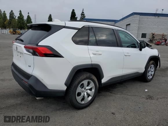 ✅ 2019 Toyota RAV4 LE • VIN: 2T3H1RFV9KW008409 • Lot: 83748175. Wystawiony na Copart z przebiegiem 93 170 mil. Bezpłatny archiwum sprzedaży aukcyjnych z USA i szczegółowy raport historii pojazdu na DreamBid. Zdjęcie 3.