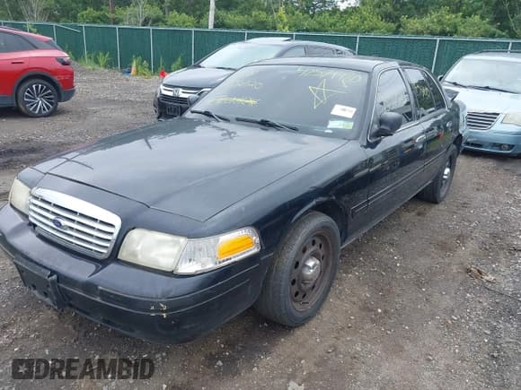✅ 2008 Ford Police Interceptor • VIN: 2FAHP71V68X178659 • Lot: 42571480. Listed on IAAI with Not provided. Free auction sales archive from the USA and detailed vehicle history report at DreamBid. Image 2.