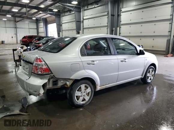 ✅ 2007 Chevrolet Aveo LS • VIN: KL1TD56657B162044 • Lot: 49995865. Wystawiony na Copart z przebiegiem 124 610 mil. Bezpłatny archiwum sprzedaży aukcyjnych z USA i szczegółowy raport historii pojazdu na DreamBid. Zdjęcie 3.
