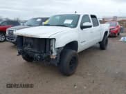 ✅ 2010 GMC Sierra 1500 • VIN: 3GTXKWE26AG242746 • Лот: 41892737. Опубликован ранее на IAAI с пробегом 248 429 миль. Бесплатный доступ к архиву аукционных продаж из США и подробный отчёт об истории автомобиля на DreamBid. Изображение 17.