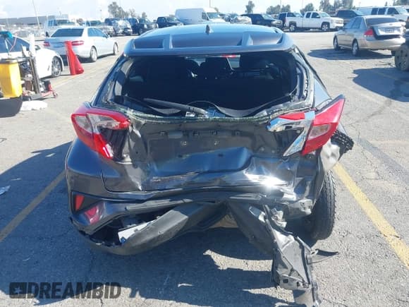 ✅ 2019 Toyota C-HR LE • VIN: JTNKHMBX0K1032362 • Lot: 43733664. Listed on IAAI with 96,486 mi. Free auction sales archive from the USA and detailed vehicle history report at DreamBid. Image 17.