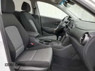 2020 Hyundai Kona SEL with VIN KM8K2CAA0LU584615, listed as a Copart auction lot 61799882 with 32,206 mi miles and . Bid and sale history available at DreamBid. Image 5.