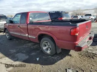 ✅ 2001 Chevrolet S-10 LS • VIN: 1GCCS19W31K120255 • Лот: 43374615. Опубликован ранее на Copart с пробегом 139 322 миль. Бесплатный доступ к архиву аукционных продаж из США и подробный отчёт об истории автомобиля на DreamBid. Изображение 2.