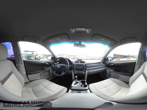 ✅ 2012 Toyota Camry SE • VIN: 4T1BF1FK2CU030129 • Lot: 43184953. Listed on IAAI with 136,794 mi. Free auction sales archive from the USA and detailed vehicle history report at DreamBid. Image 18.