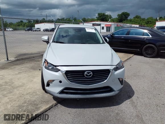 ✅ 2018 Mazda CX-3 Sport • VIN: JM1DKDB77J1322532 • Lot: 42693685. Wystawiony na IAAI z przebiegiem 69 009 mil. Bezpłatny archiwum sprzedaży aukcyjnych z USA i szczegółowy raport historii pojazdu na DreamBid. Zdjęcie 12.