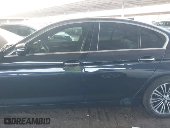 ✅ 2017 BMW 5 Series 540i • VIN: WBAJE5C30HG916539 • Лот: 41935482. Опубликован ранее на IAAI с пробегом 67 424 миль. Бесплатный доступ к архиву аукционных продаж из США и подробный отчёт об истории автомобиля на DreamBid. Изображение 14.