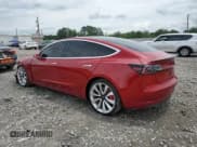 ✅ 2018 Tesla Model 3 Long Range Battery • VIN: 5YJ3E1EB3JF079911 • Lot: 57480255. Wystawiony na Copart z przebiegiem 70 806 mil. Bezpłatny archiwum sprzedaży aukcyjnych z USA i szczegółowy raport historii pojazdu na DreamBid. Zdjęcie 2.