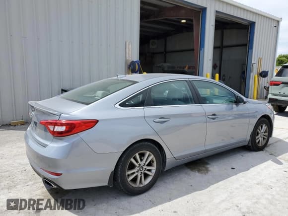 ✅ 2015 Hyundai Sonata SE • VIN: 5NPE24AF0FH160854 • Lot: 70173775. Listed on Copart with 46,007 mi. Free auction sales archive from the USA and detailed vehicle history report at DreamBid. Image 3.