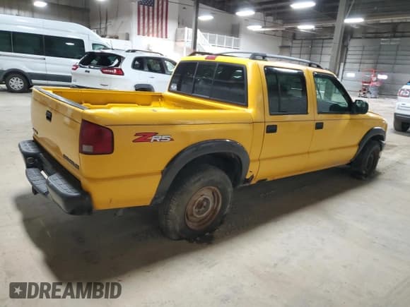 ✅ 2003 Chevrolet S-10 LS • VIN: 1GCDT13X13K102262 • Лот: 84631884. Опубликован ранее на Copart с пробегом Не указан. Бесплатный доступ к архиву аукционных продаж из США и подробный отчёт об истории автомобиля на DreamBid. Изображение 3.
