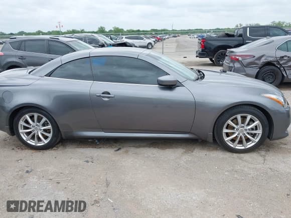 ✅ 2013 Infiniti G37 • VIN: JN1CV6FE9DM770378 • Lot: 42138496. Wystawiony na IAAI z przebiegiem 56 215 mil. Bezpłatny archiwum sprzedaży aukcyjnych z USA i szczegółowy raport historii pojazdu na DreamBid. Zdjęcie 13.