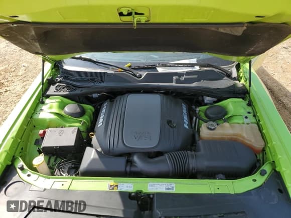 ✅ 2015 Dodge Challenger R/T • VIN: 2C3CDZAT8FH720606 • Lot: 47523464. Wystawiony na Copart z przebiegiem 60 308 mil. Bezpłatny archiwum sprzedaży aukcyjnych z USA i szczegółowy raport historii pojazdu na DreamBid. Zdjęcie 11.