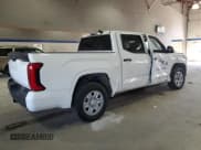✅ 2022 Toyota Tundra SR • VIN: 5TFKB5DB2NX042616 • Лот: 47953185. Опубликован ранее на Copart с пробегом 37 837 миль. Бесплатный доступ к архиву аукционных продаж из США и подробный отчёт об истории автомобиля на DreamBid. Изображение 3.