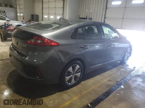 ✅ 2019 Hyundai Ioniq • VIN: KMHC65LDXKU164306 • Lot: 86698824. Wystawiony na Copart z przebiegiem 69 759 mil. Bezpłatny archiwum sprzedaży aukcyjnych z USA i szczegółowy raport historii pojazdu na DreamBid. Zdjęcie 3.